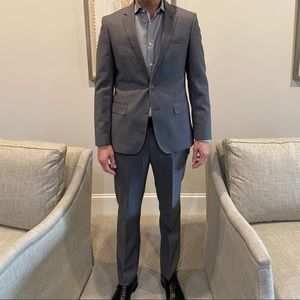 Hugo Boss Mens suit in excellent condition.  No alterations